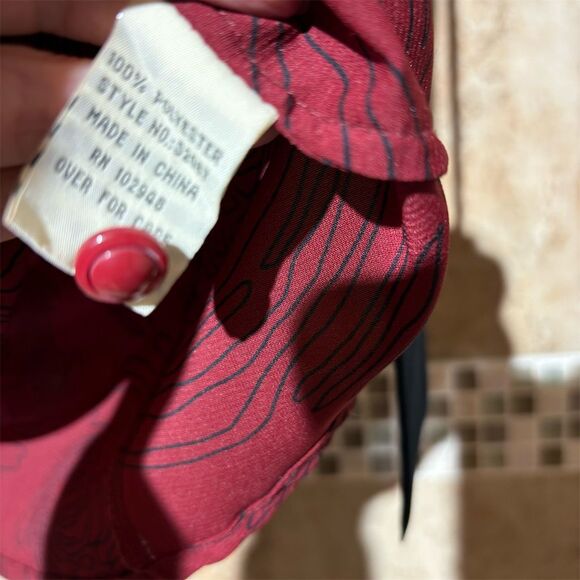 Tulle Women's Red Floral Cape Blouse with Tie Size M Casual - Picture 4 of 4